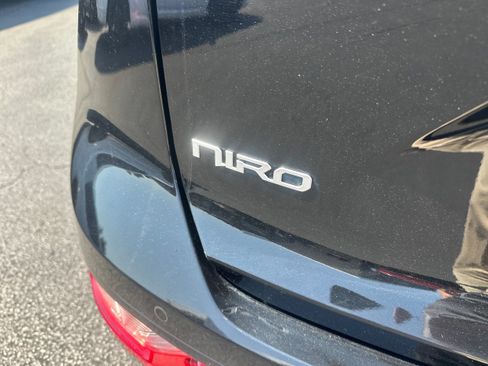 Used 2023 Kia Niro Wind w/ Wind Preserve Package FWD image 26