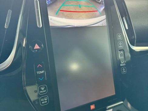 Used 2018 Toyota Prius Prime Advanced image 28