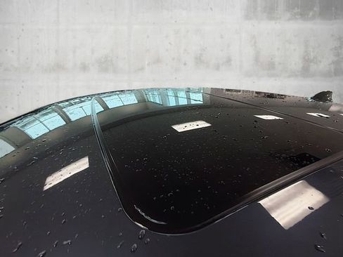 Used 2017 Chevrolet Cruze Premier image 21