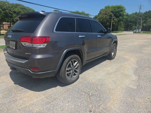 Used 2020 Jeep Grand Cherokee Limited w/ Luxury Group II RWD image 17