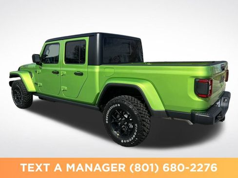 New 2026 Jeep Gladiator Sport AWD/4WD image 3