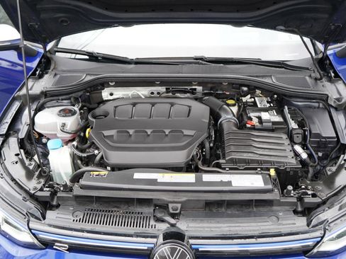 Used 2022 Volkswagen Golf R image 77