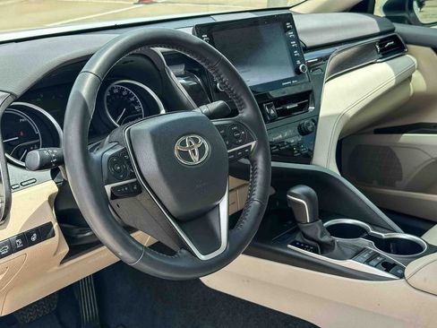 Used 2023 Toyota Camry XLE w/ Cold Weather Package FWD image 12