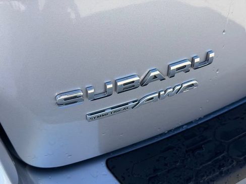 Certified 2021 Subaru Crosstrek 2.0i Premium w/ Moonroof Package AWD/4WD image 12