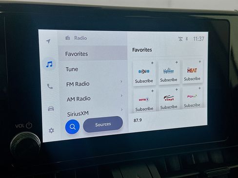 Used 2025 Toyota RAV4 LE image 19