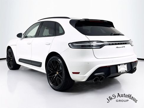Used 2025 Porsche Macan GTS AWD/4WD image 5