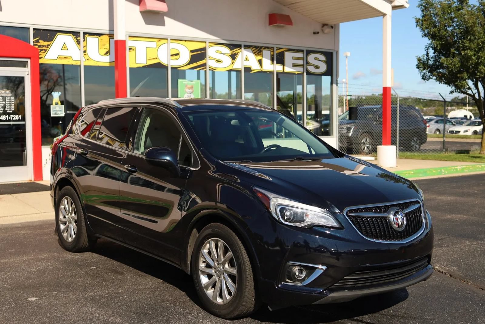 Used 2020 Buick Envision Essence FWD image 3