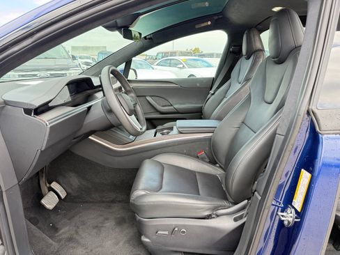 Used 2023 Tesla Model X AWD/4WD image 5
