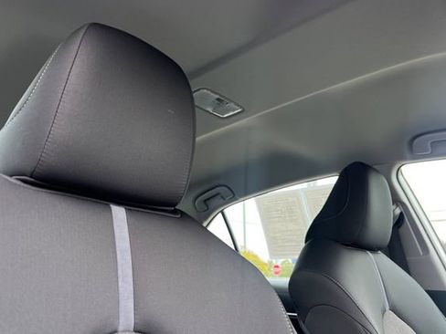 Used 2021 Toyota Camry LE FWD image 20