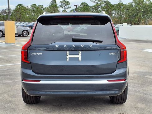 New 2026 Volvo XC90 B6 Ultra w/ Protection Package image 6