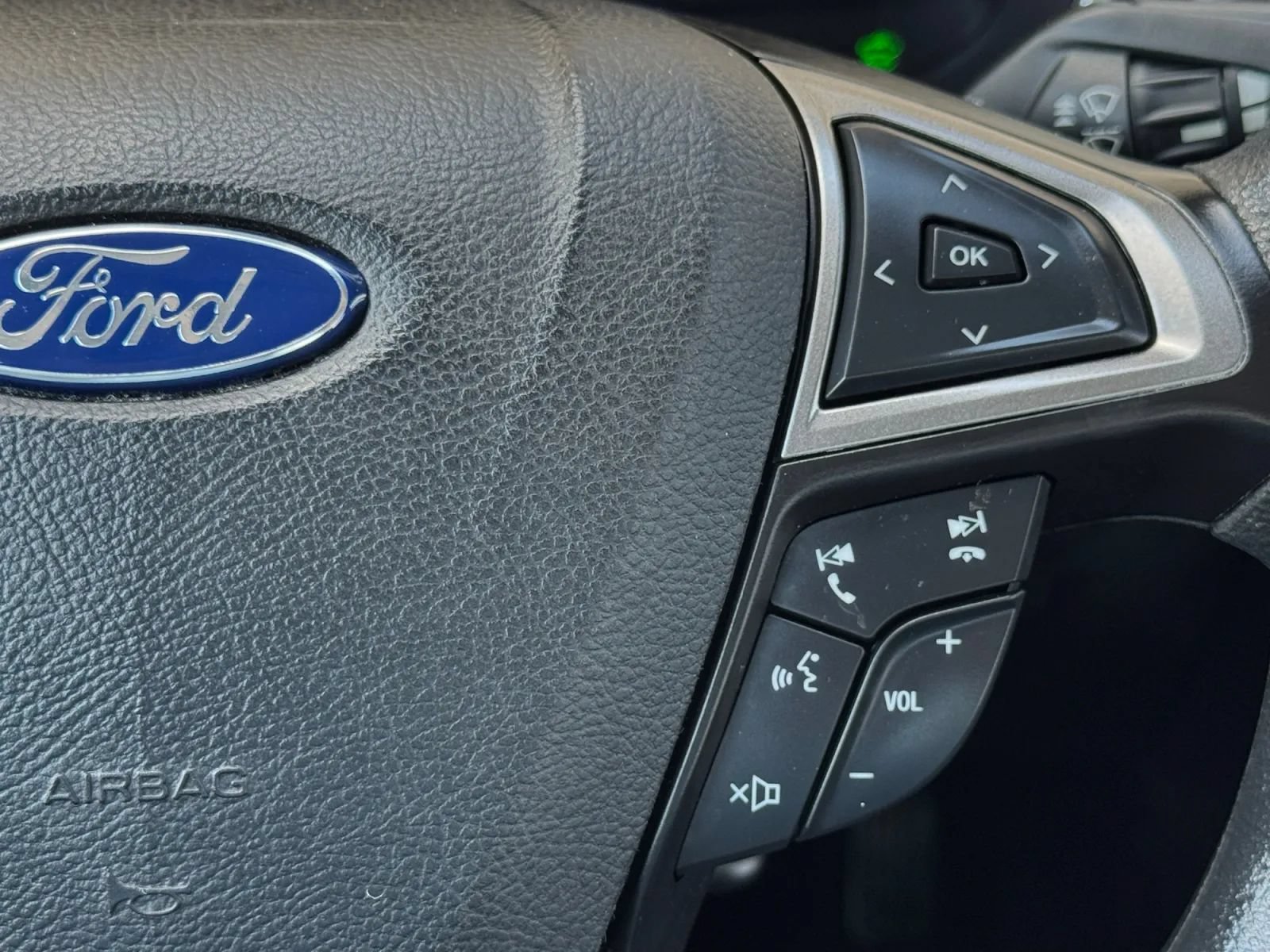 Used 2017 Ford Fusion S FWD image 29