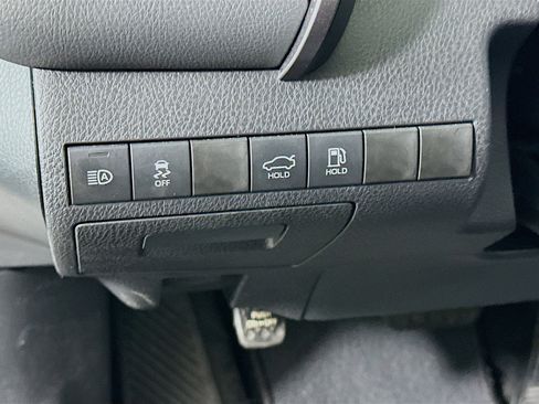 Used 2024 Toyota Camry SE FWD image 17