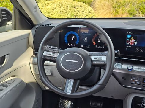Used 2026 Hyundai Kona SEL Sport FWD image 25