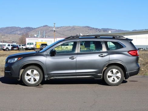 Used 2019 Subaru Ascent 8-Passenger image 3