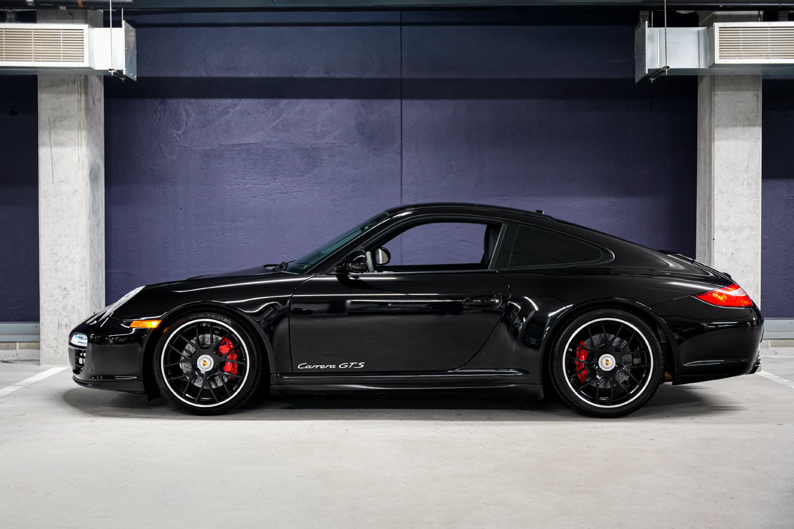 Used 2012 Porsche 911 Carrera GTS RWD image 7