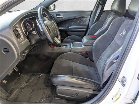 Used 2018 Dodge Charger R/T Scat Pack image 14