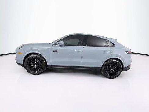 Used 2024 Porsche Cayenne Coupe AWD/4WD image 6