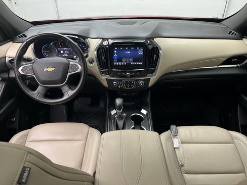 Certified 2023 Chevrolet Traverse LT w/ LT Premium Package image 4