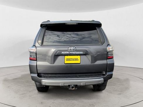 Used 2018 Toyota 4Runner TRD Off-Road image 4