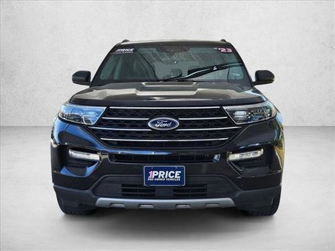 Used 2023 Ford Explorer XLT w/ Equipment Group 202A AWD/4WD image 2