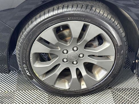 Used 2013 Subaru Impreza 2.0i Sport Premium image 10