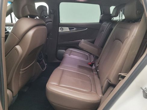 Used 2017 Lincoln MKX Reserve w/ Luxury Package AWD/4WD image 18