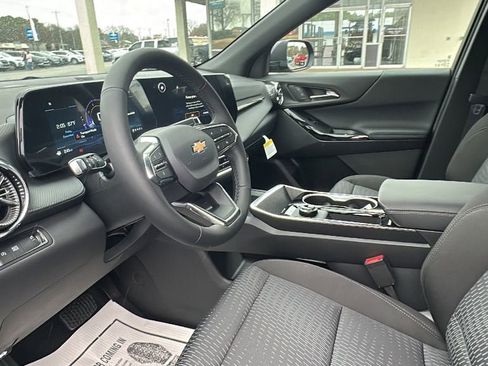 New 2026 Chevrolet Equinox LT image 11