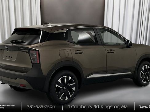 New 2026 Nissan Kicks SV w/ Cold Weather Package image 5