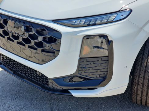 New 2026 Audi Q3 quattro 2.0T AWD/4WD image 34