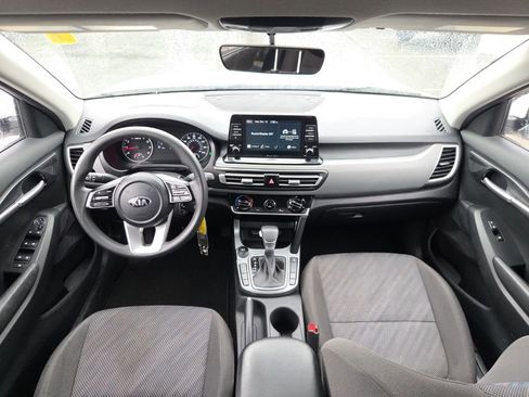 Used 2021 Kia Seltos LX image 22