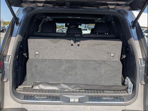 Used 2023 Lexus LX 600 F Sport w/ Accessory Package (Z1) image 22