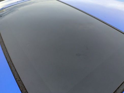 Used 2018 Honda HR-V EX-L image 10