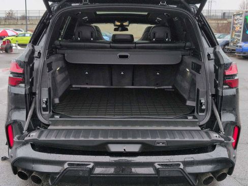 Used 2025 BMW X5 M Competition w/ Executive Package image 36