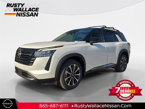 New 2026 Nissan Pathfinder Platinum AWD/4WD image 1