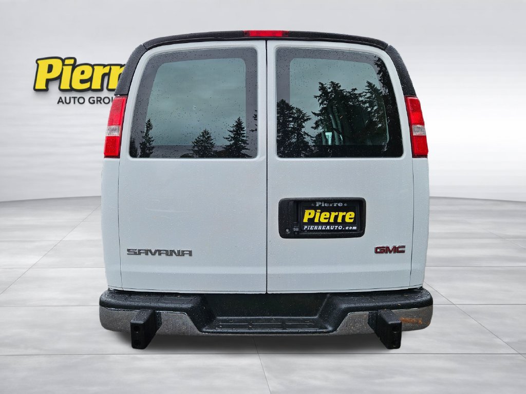 Used 2020 GMC Savana 2500 w/ Driver Convenience Package RWD image 4