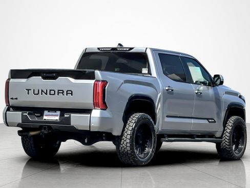 Used 2024 Toyota Tundra Platinum AWD/4WD image 5