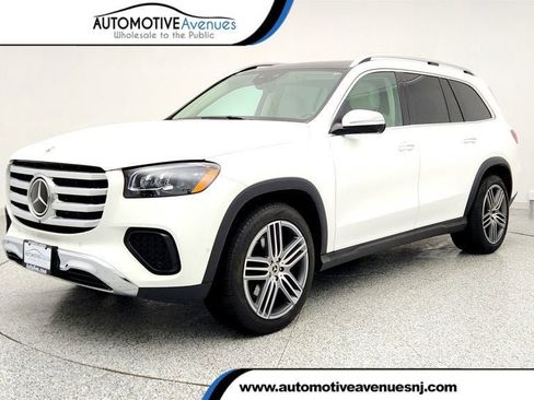 Used 2024 Mercedes-Benz GLS 450 GLS 450 4MATIC SUV w/ Soft Clo image 1