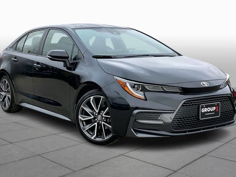 Used 2022 Toyota Corolla SE image 3