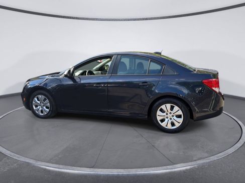 Used 2016 Chevrolet Cruze LS FWD image 3
