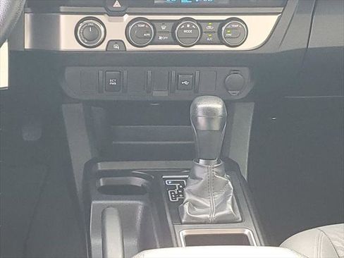 Certified 2023 Toyota Tacoma SR AWD/4WD image 15