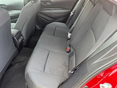 Used 2025 Toyota Corolla LE FWD image 30