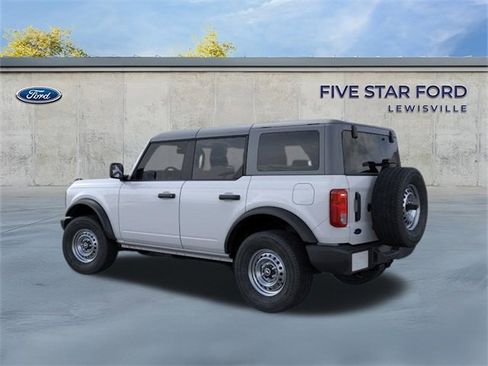 New 2025 Ford Bronco 4-Door image 4