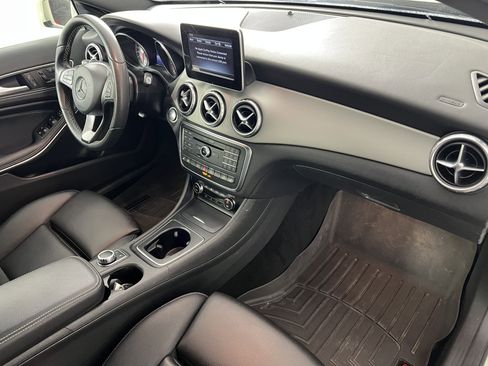 Certified 2017 Mercedes-Benz GLA 250 4MATIC image 25