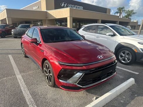 Used 2024 Hyundai Sonata SEL FWD image 3