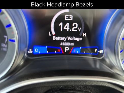 Used 2021 Chrysler 300 Touring L w/ Popular Equipment Group AWD/4WD image 19