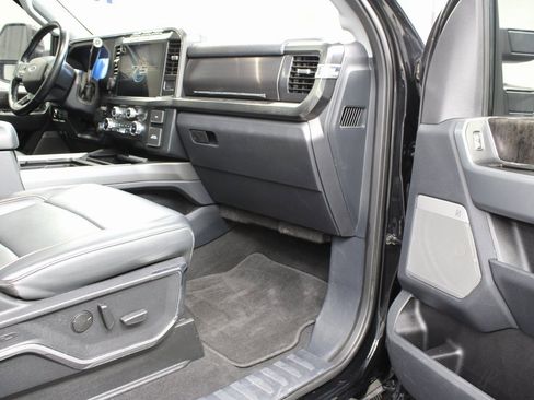 Used 2023 Ford F250 Lariat w/ Lariat Ultimate Package image 32