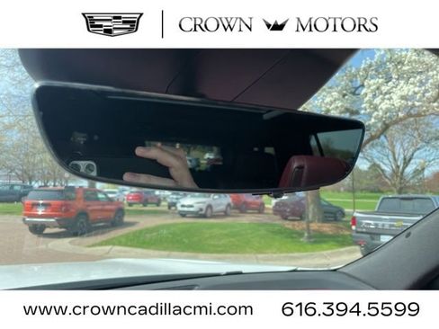 New 2025 Cadillac Escalade ESV Premium Luxury w/ Touring Package image 32