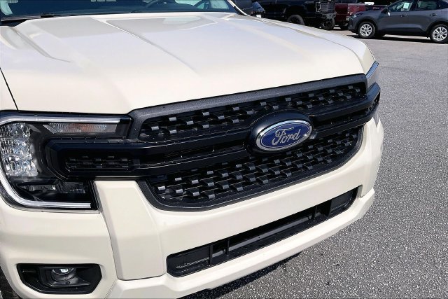 New 2026 Ford Ranger XL w/ Trailer Tow Package RWD image 18