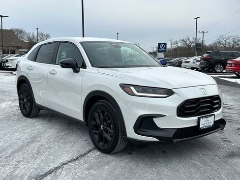 Used 2025 Honda HR-V Sport image 5