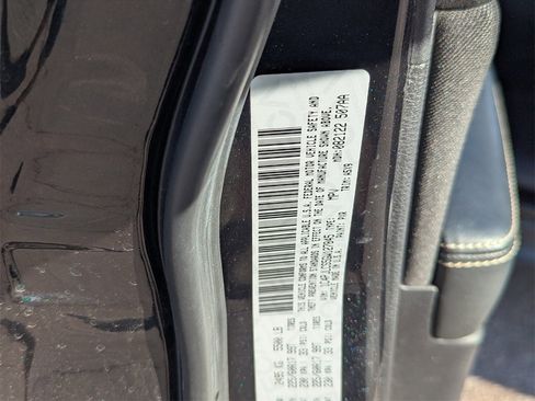 Used 2016 Jeep Cherokee Latitude w/ Cold Weather Group image 31